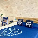 Angolo Di Paradiso לינה וארוחת בוקר פולינאנו א מארה