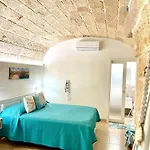 לינה וארוחת בוקר Angolo Di Paradiso