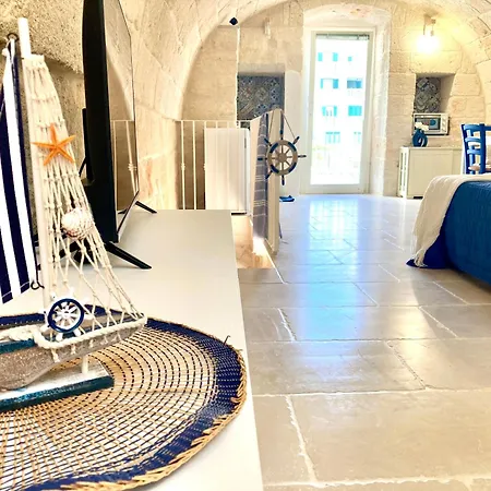 Angolo Di Paradiso לינה וארוחת בוקר פולינאנו א מארה